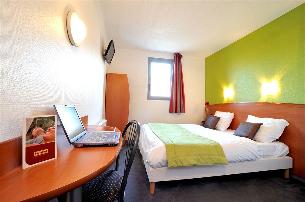 The Originals City, Hotel Novella Confort, Nantes Est Carquefou Exterior foto