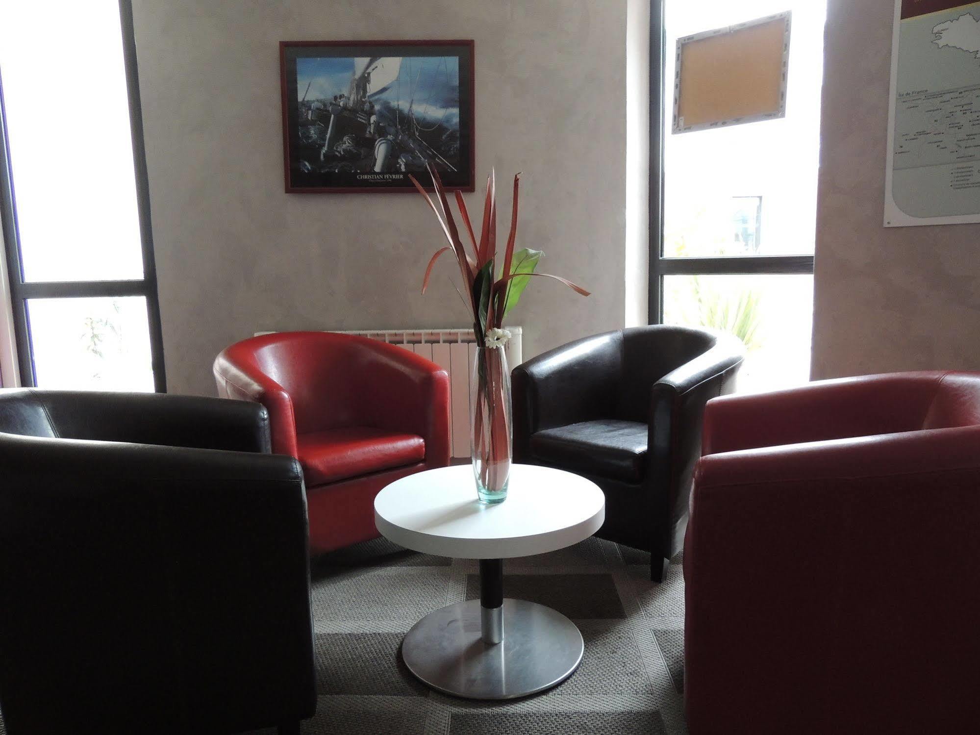 The Originals City, Hotel Novella Confort, Nantes Est Carquefou Exterior foto